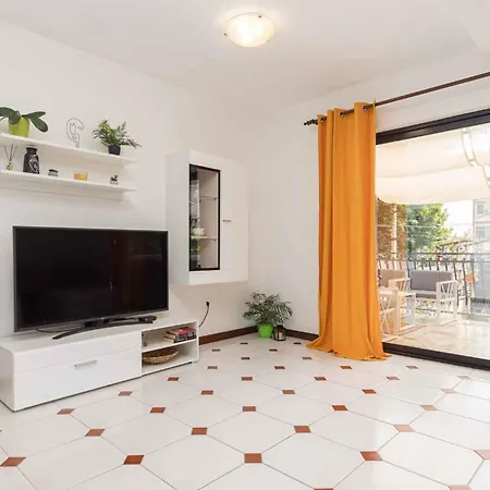 In - Istrien 44234 Apartamento *